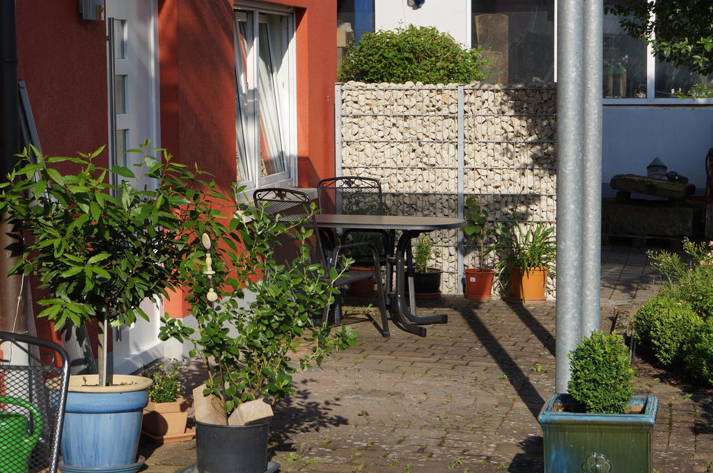 Ferienhaus Schloss-Garten 카펠렌-드루스와일러 외부 사진
