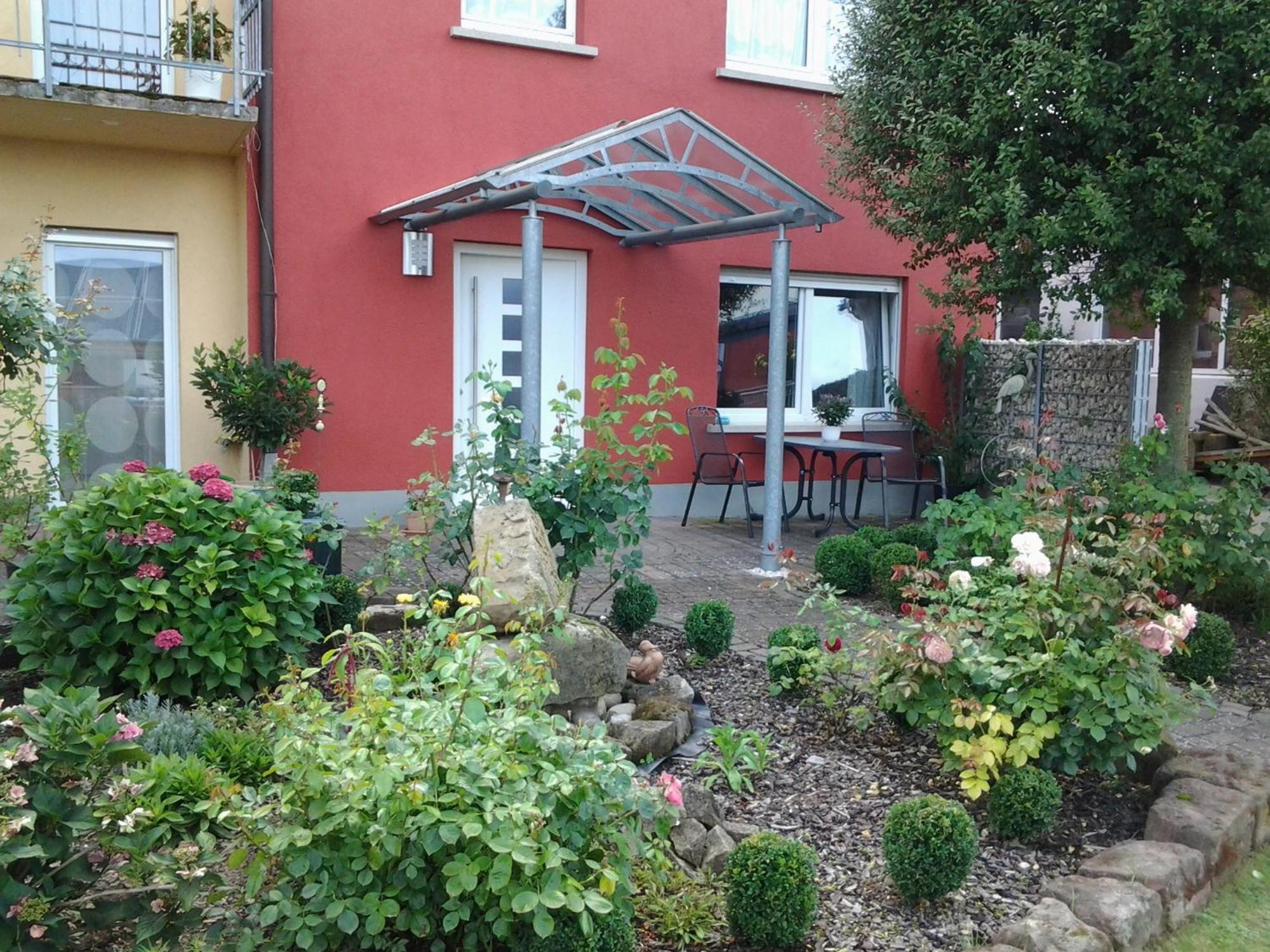 Ferienhaus Schloss-Garten 카펠렌-드루스와일러 외부 사진